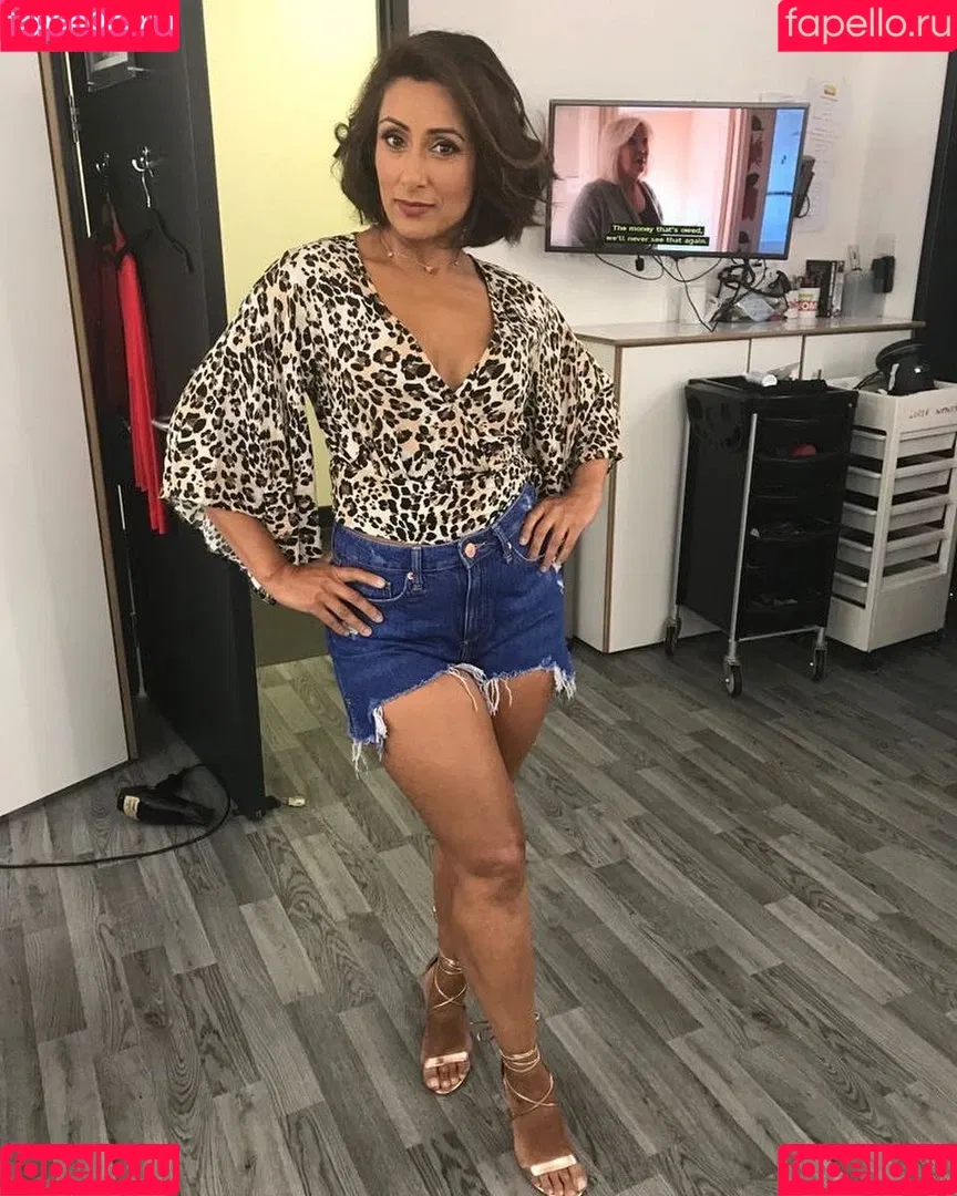 Saira Khan Onlyfans Photo Gallery 