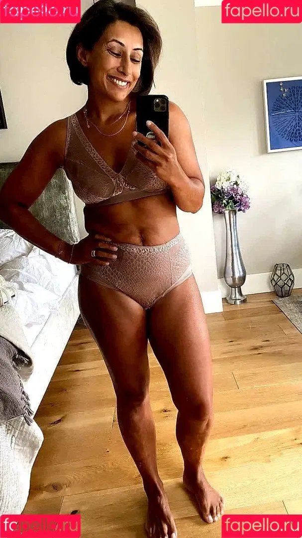 Saira Khan Onlyfans Photo Gallery 