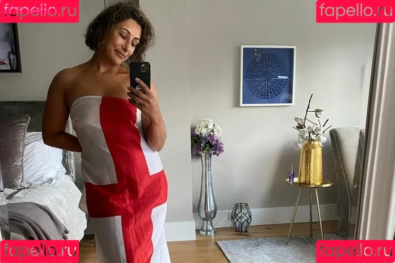 Saira Khan Onlyfans Photo Gallery 