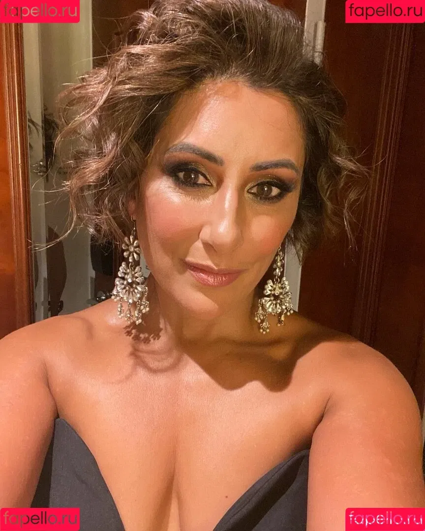 Saira Khan Onlyfans Photo Gallery 
