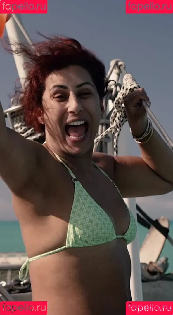 Saira Khan Onlyfans Photo Gallery 