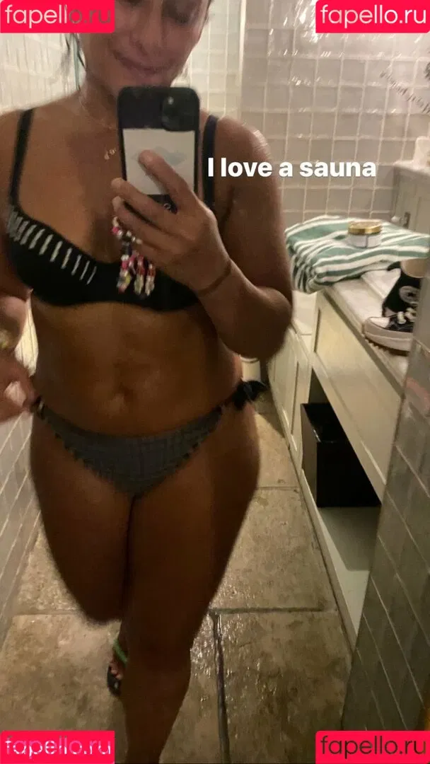 Saira Khan Onlyfans Photo Gallery 
