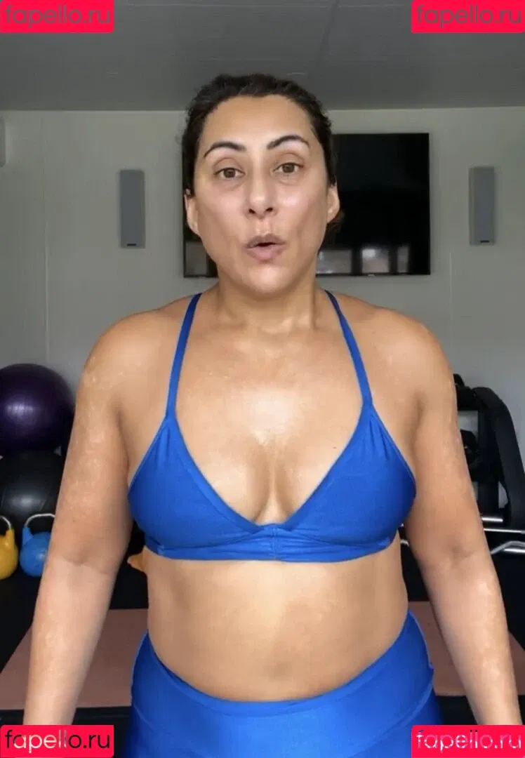 Saira Khan Onlyfans Photo Gallery 
