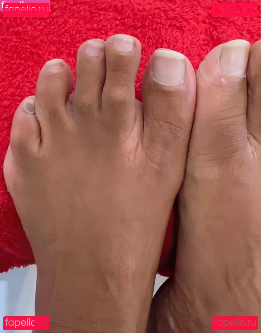 Saira Khan Onlyfans Photo Gallery 