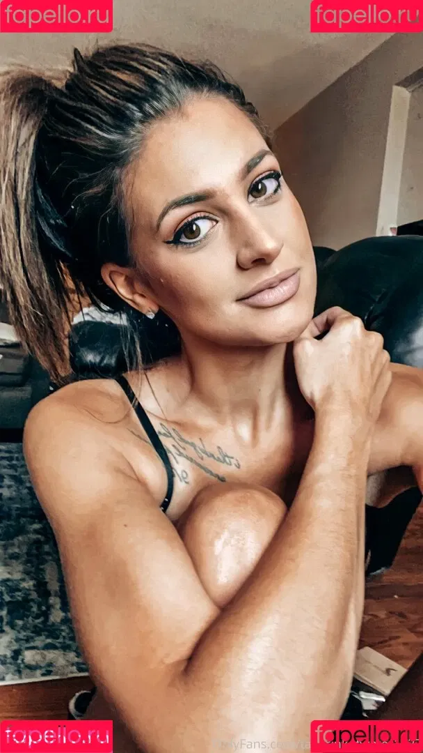 mysecretlifexoxo Onlyfans Photo Gallery 