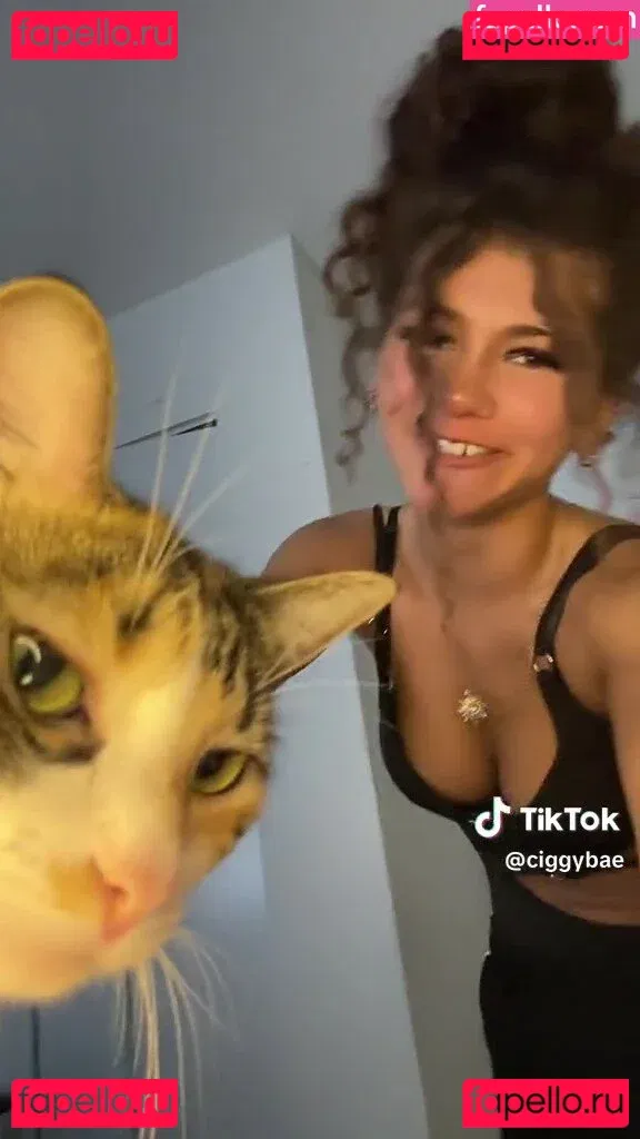 ciggybae Onlyfans Photo Gallery 