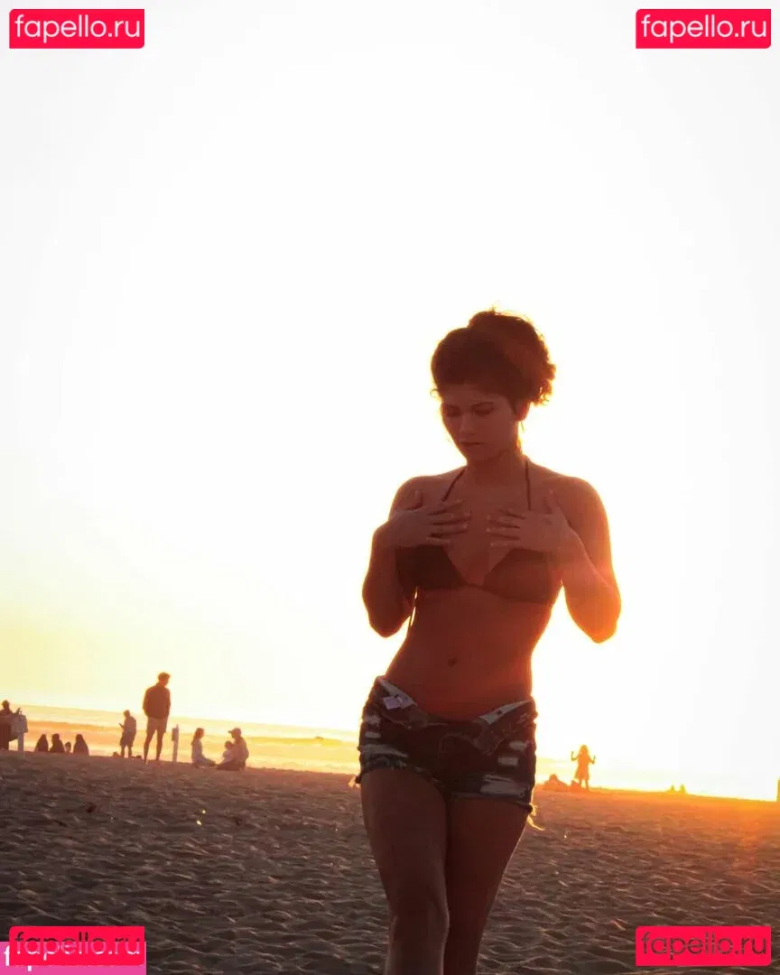 ciggybae Onlyfans Photo Gallery 