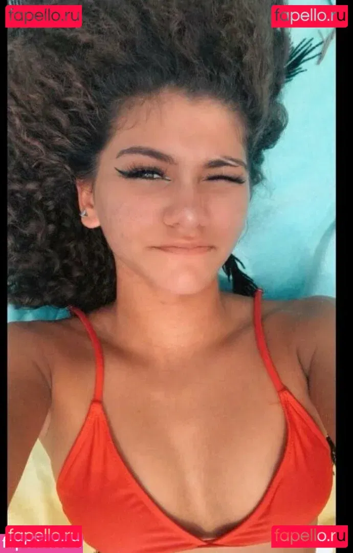 ciggybae Onlyfans Photo Gallery 