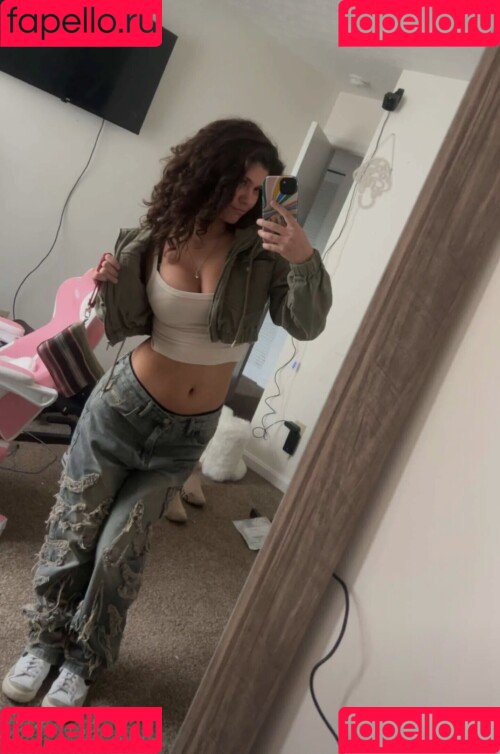 ciggybae Onlyfans Photo Gallery 