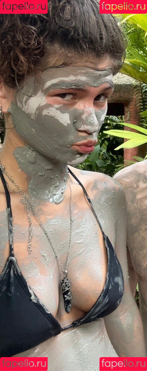 ciggybae Onlyfans Photo Gallery 