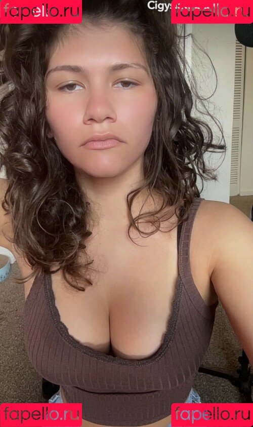 ciggybae Onlyfans Photo Gallery 