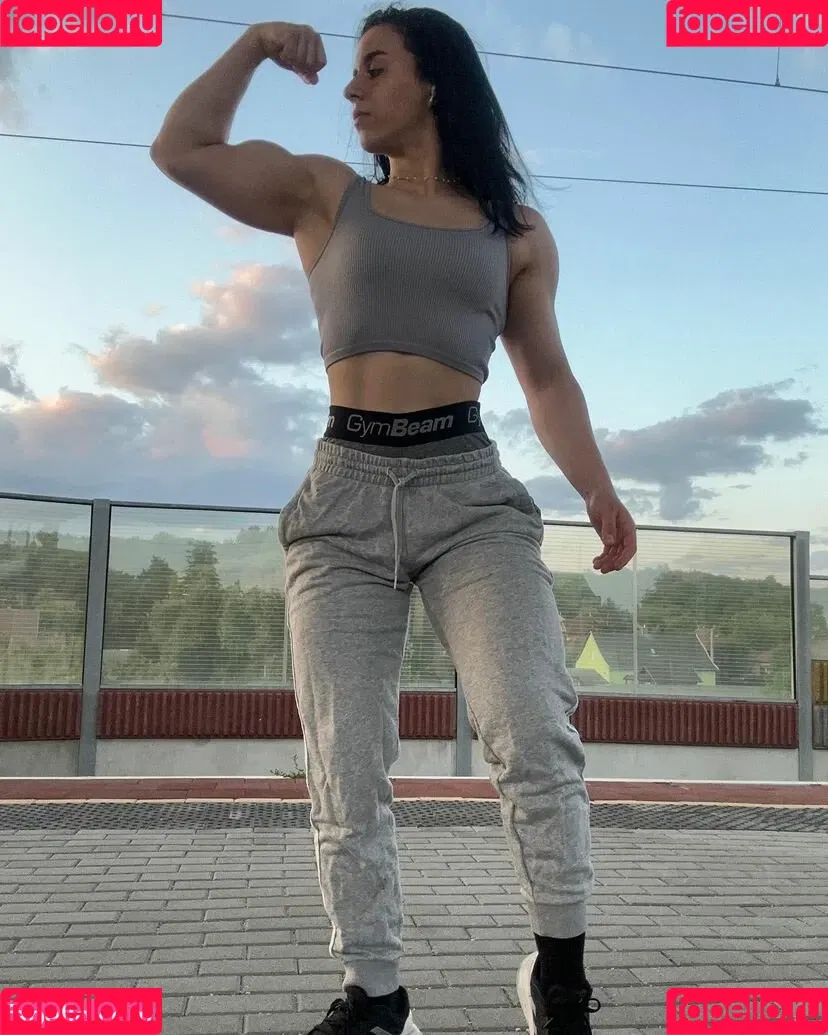 courtney01 Onlyfans Photo Gallery 