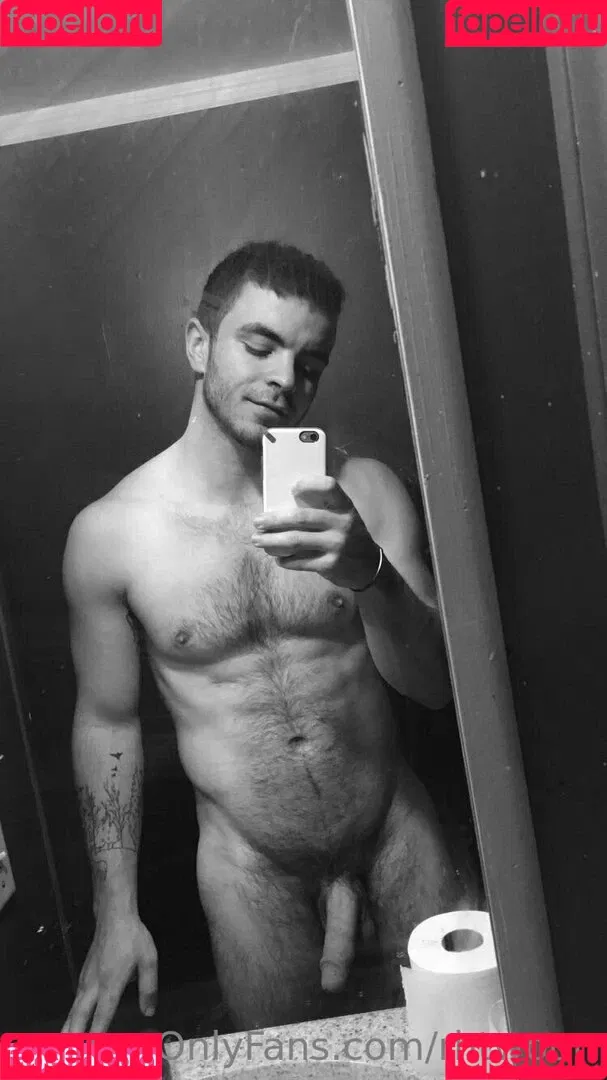 rhtwoun Onlyfans Photo Gallery 