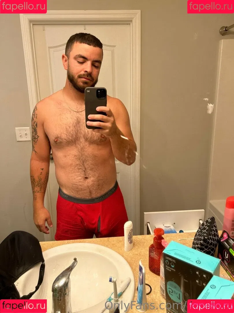 rhtwoun Onlyfans Photo Gallery 