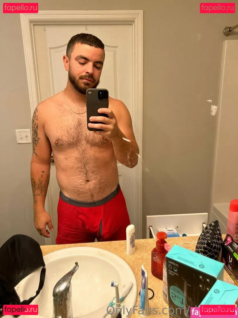 rhtwoun Onlyfans Photo Gallery 