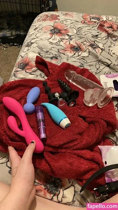 tattedchubbygf Onlyfans Photo Gallery 