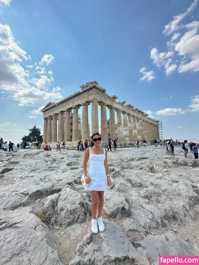 Nicole Doshi Onlyfans Photo Gallery 