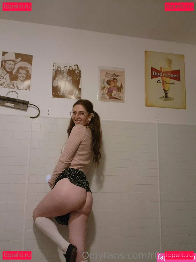 r0sie_doll Onlyfans Photo Gallery 