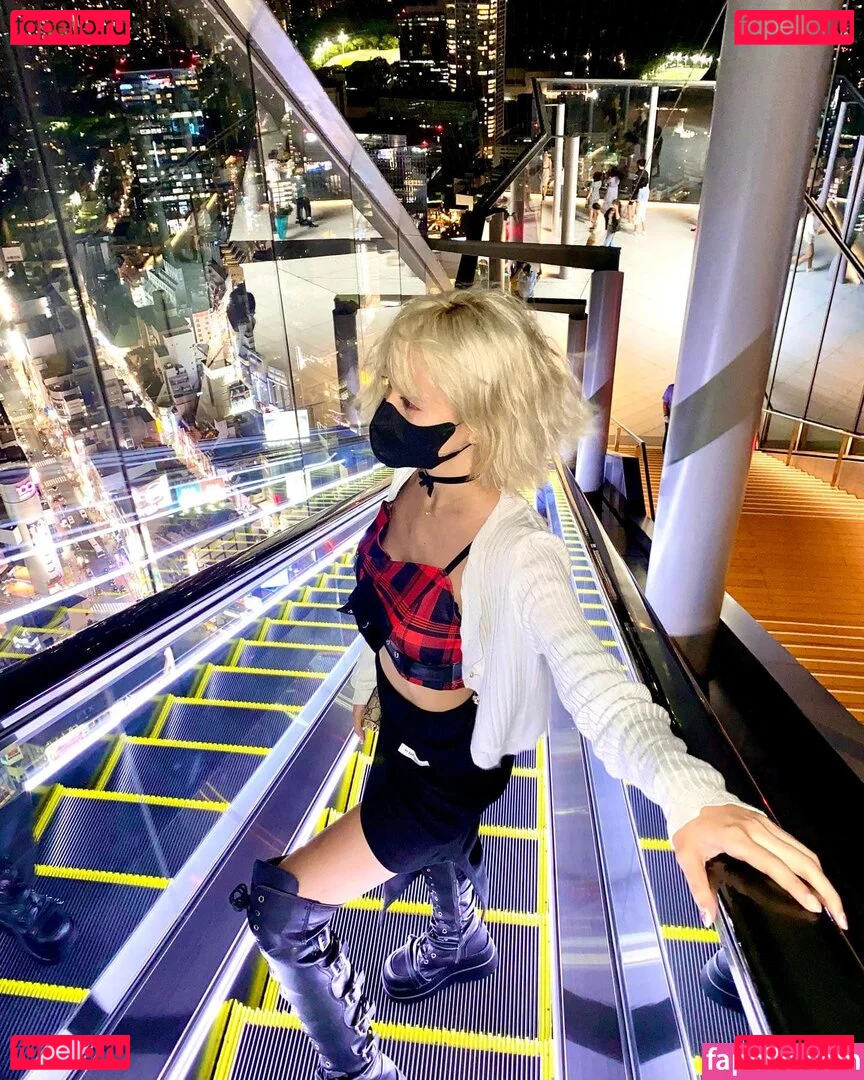 Minachan Onlyfans Photo Gallery 