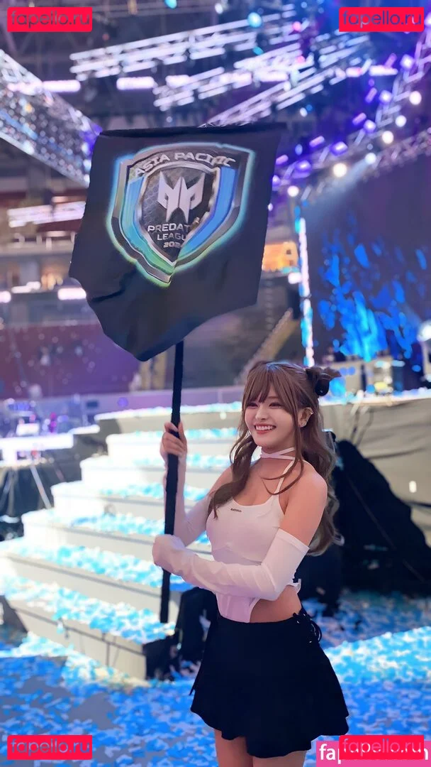 Minachan Onlyfans Photo Gallery 