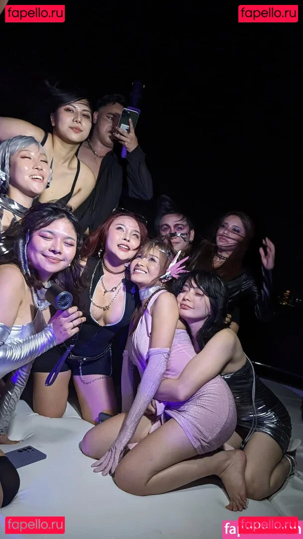 Minachan Onlyfans Photo Gallery 