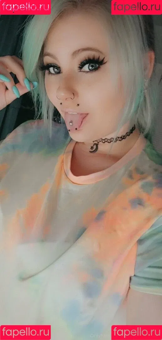 nikkimonstrosity Onlyfans Photo Gallery 
