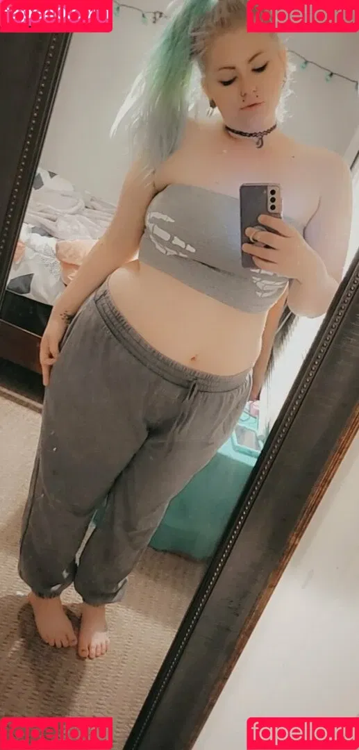 nikkimonstrosity Onlyfans Photo Gallery 