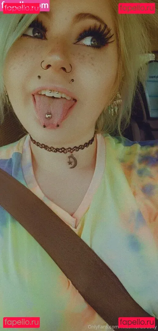 nikkimonstrosity Onlyfans Photo Gallery 