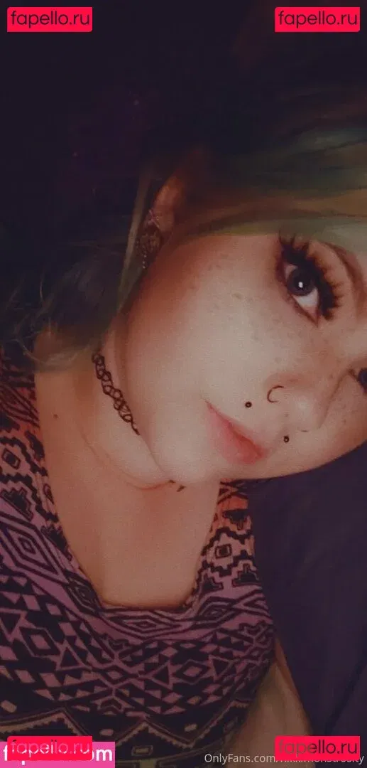 nikkimonstrosity Onlyfans Photo Gallery 