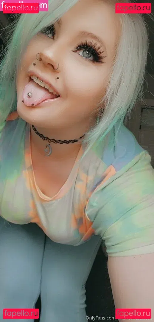 nikkimonstrosity Onlyfans Photo Gallery 