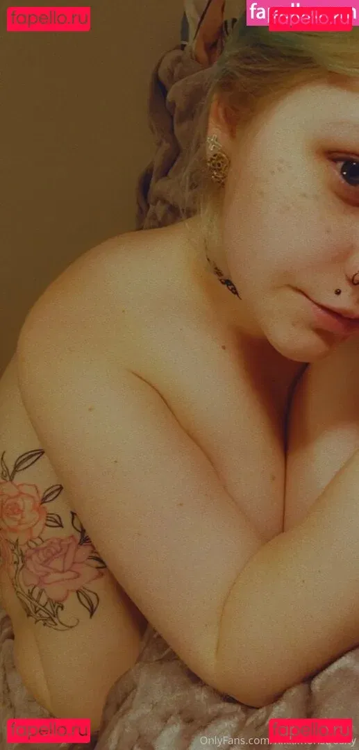 nikkimonstrosity Onlyfans Photo Gallery 