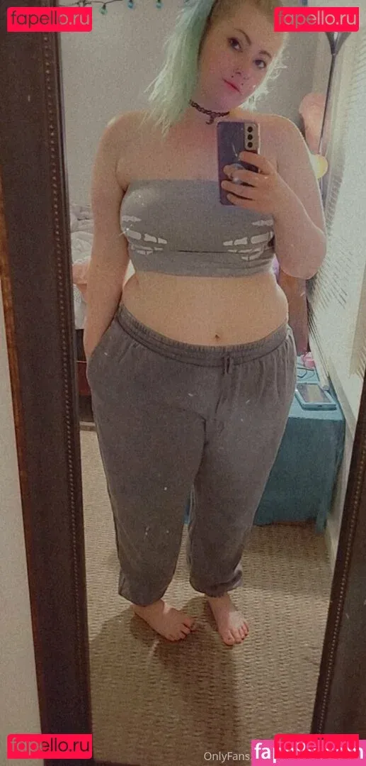 nikkimonstrosity Onlyfans Photo Gallery 