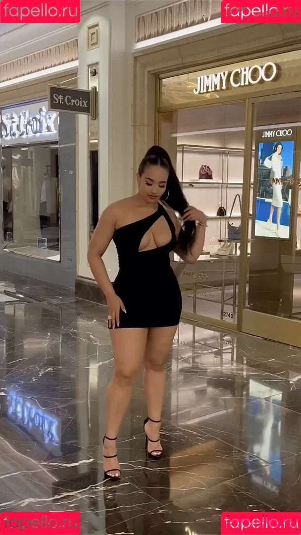 Demetria Obilor Onlyfans Photo Gallery 