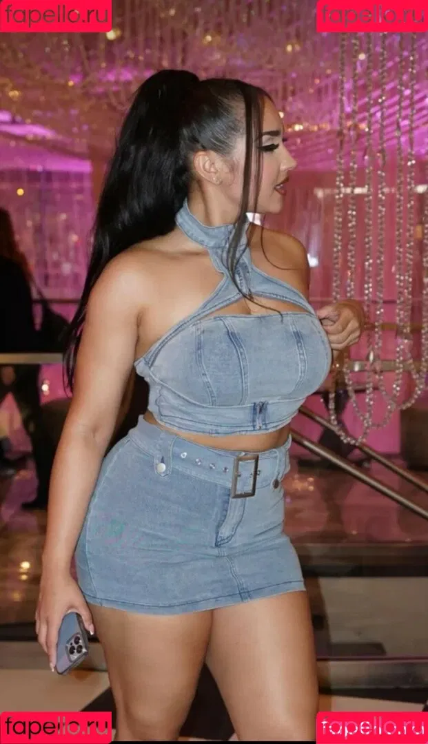 Demetria Obilor Onlyfans Photo Gallery 