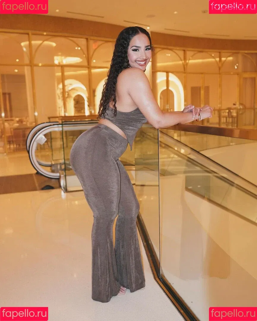 Demetria Obilor Onlyfans Photo Gallery 