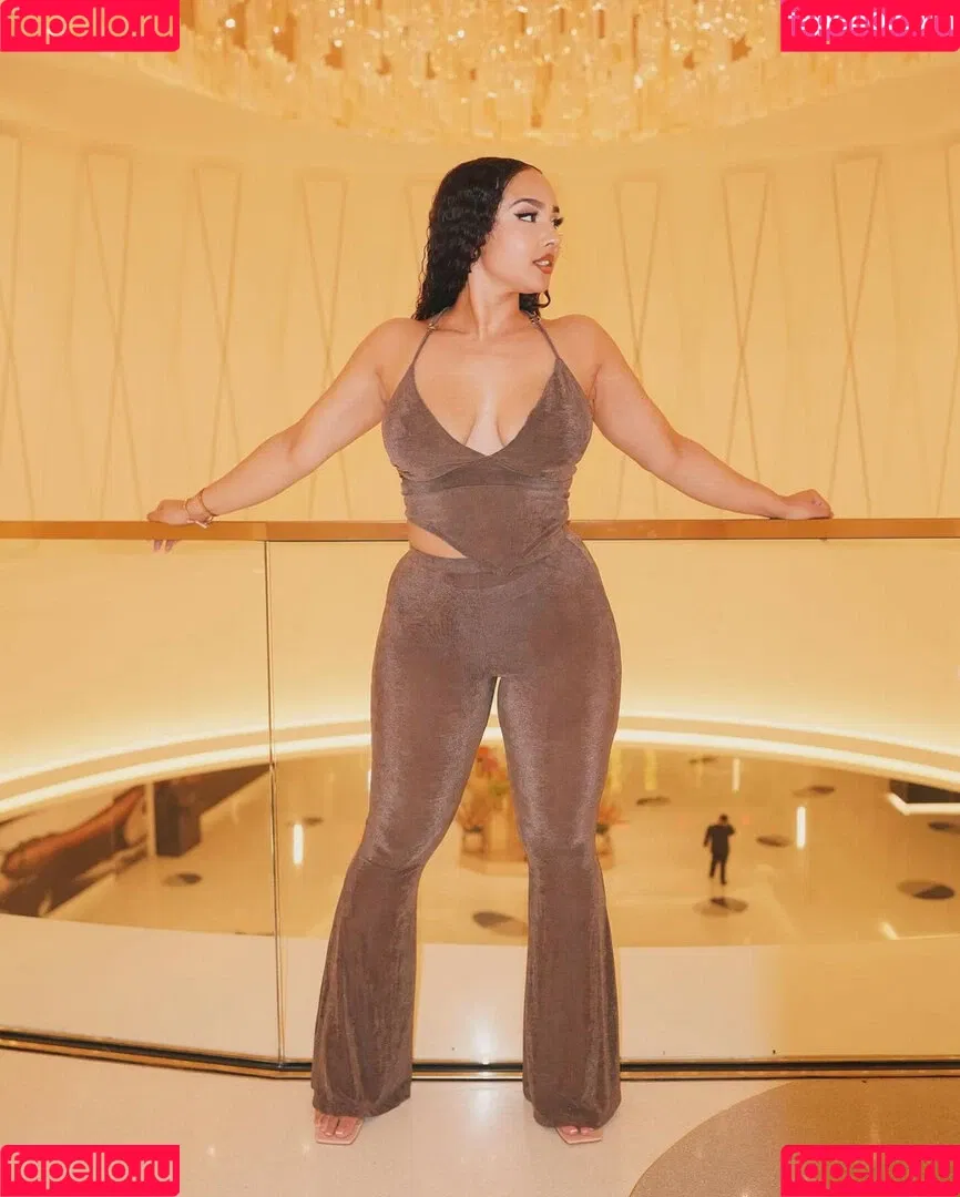 Demetria Obilor Onlyfans Photo Gallery 