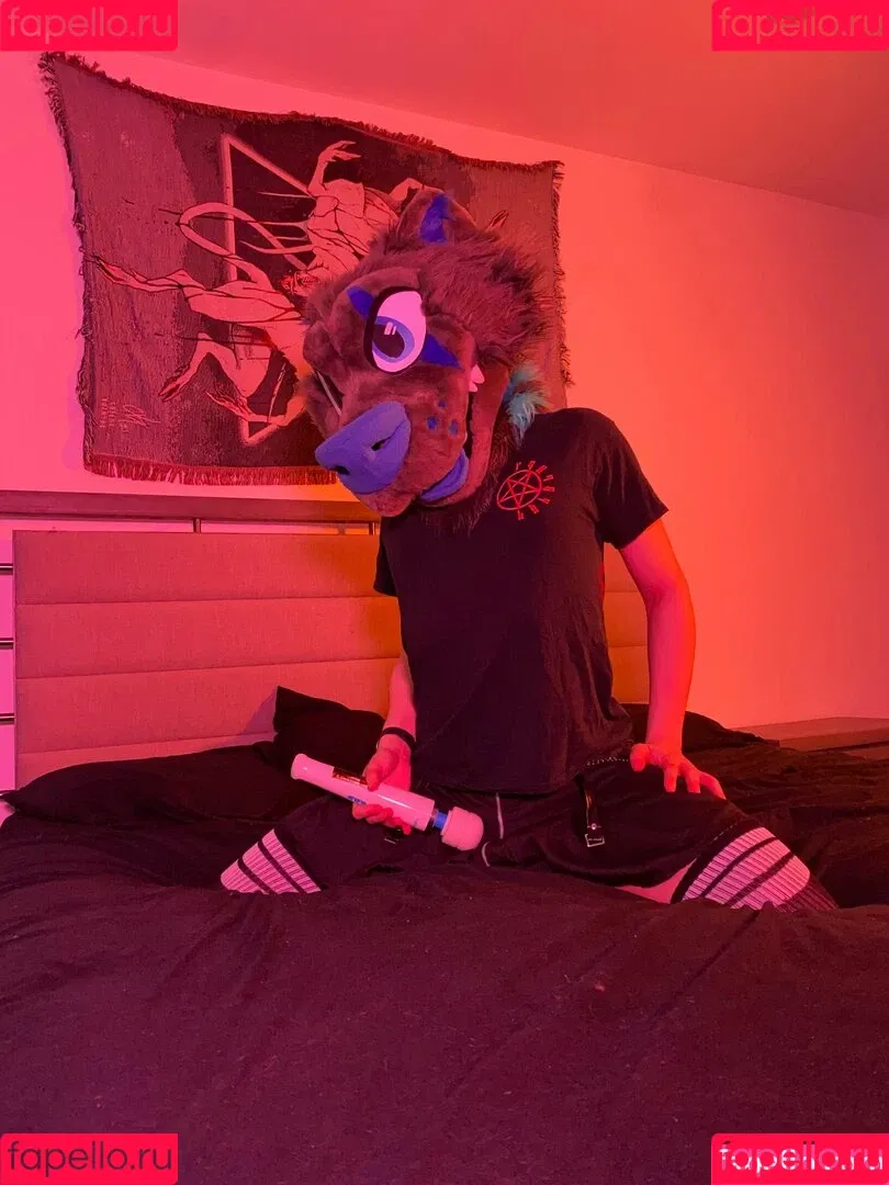 glitchyfur Onlyfans Photo Gallery 