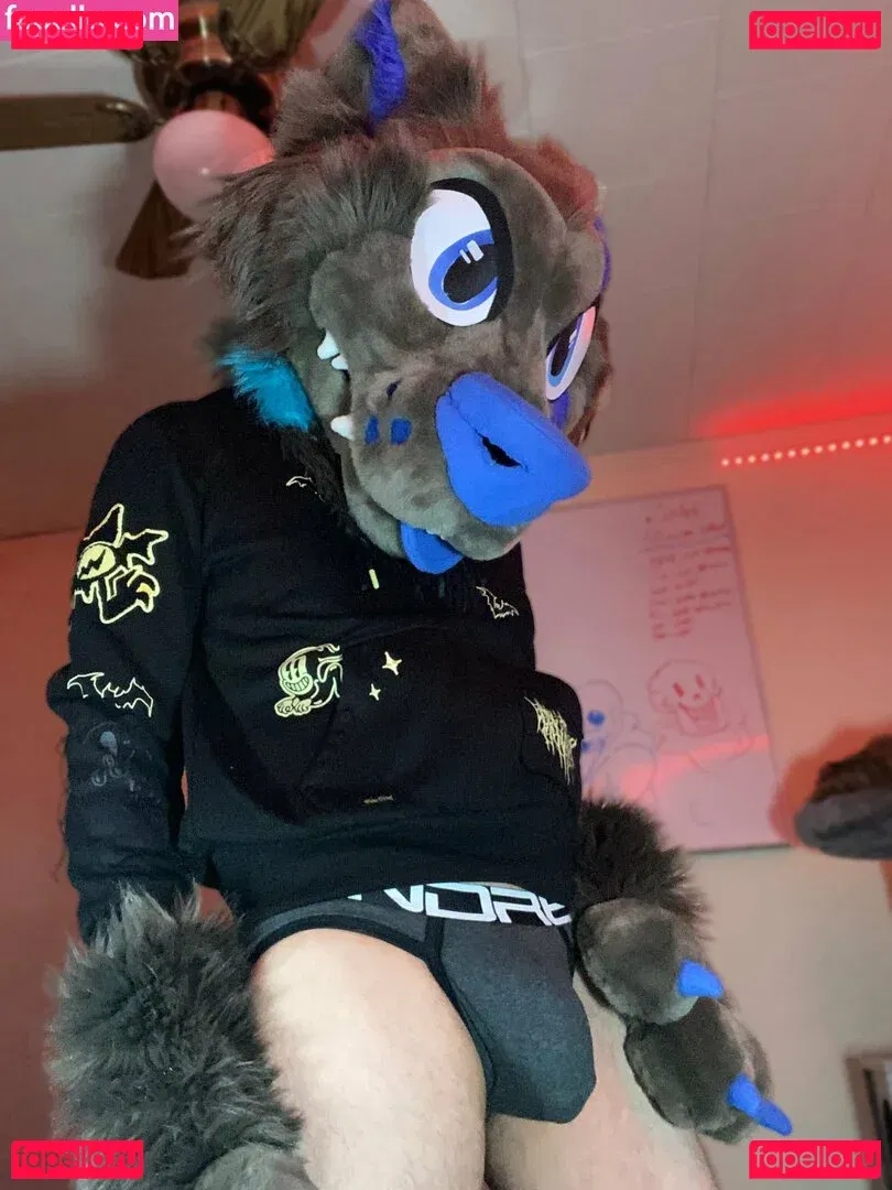 glitchyfur Onlyfans Photo Gallery 