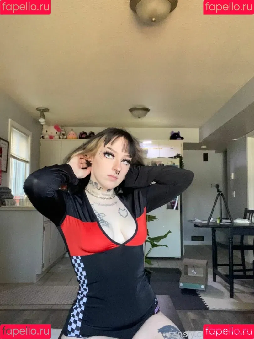 f_urbee Onlyfans Photo Gallery 