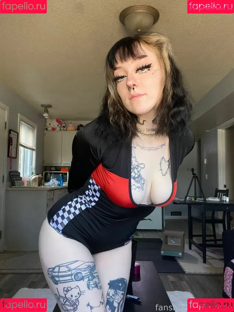 f_urbee Onlyfans Photo Gallery 