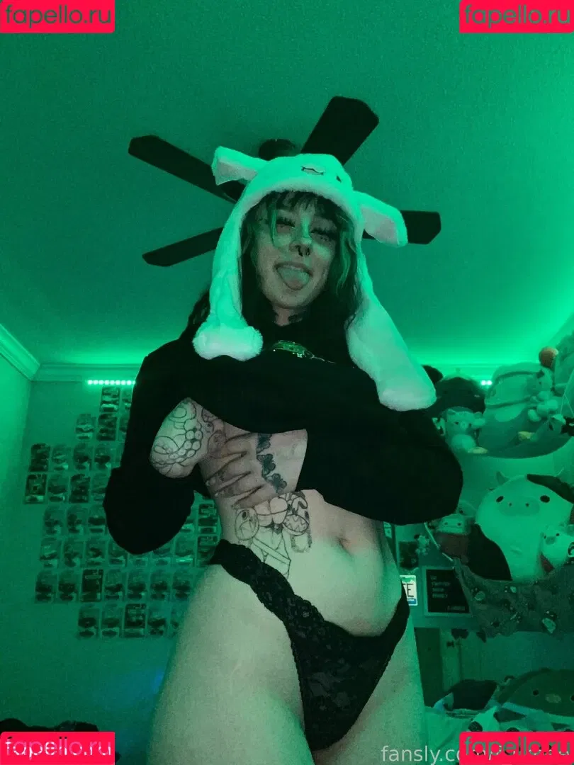 f_urbee Onlyfans Photo Gallery 