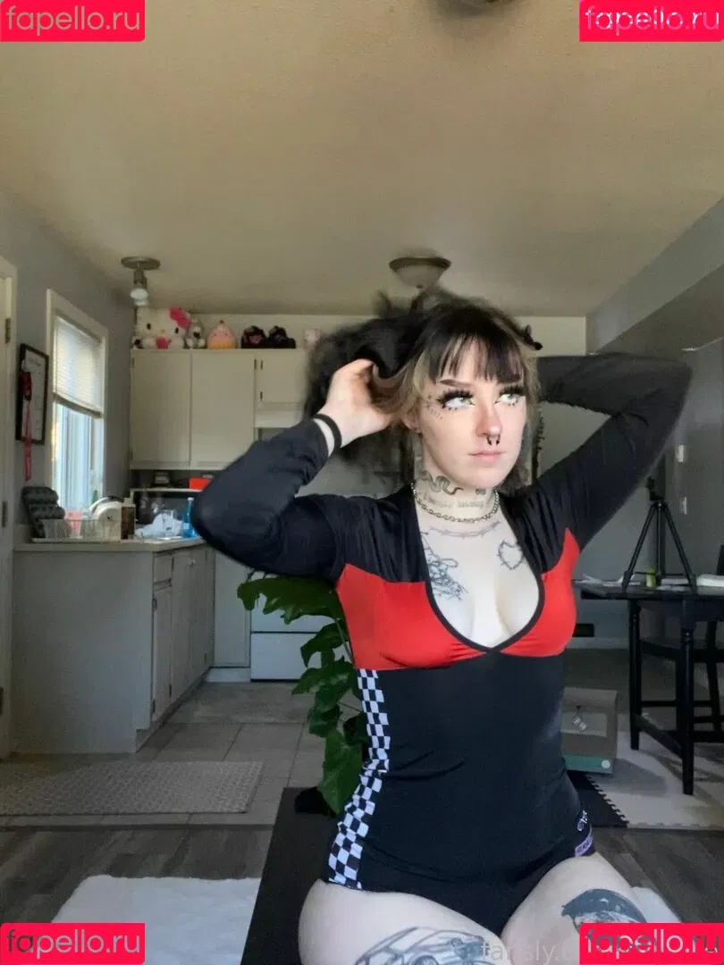 f_urbee Onlyfans Photo Gallery 