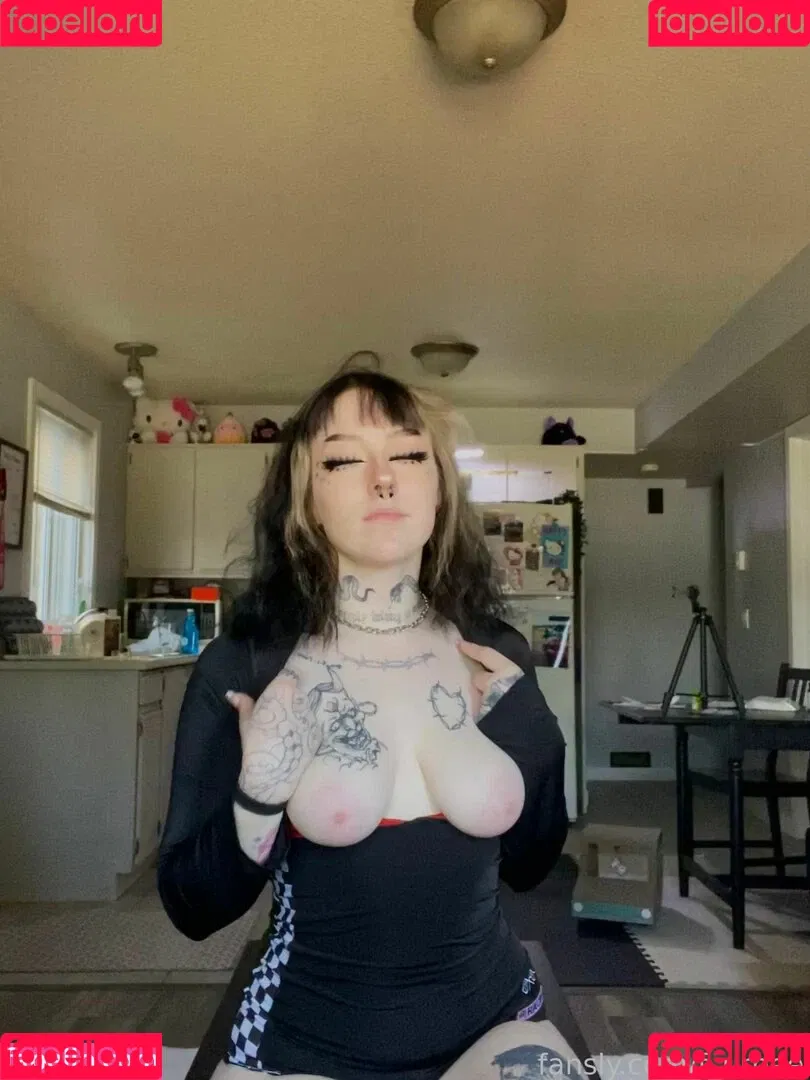 f_urbee Onlyfans Photo Gallery 
