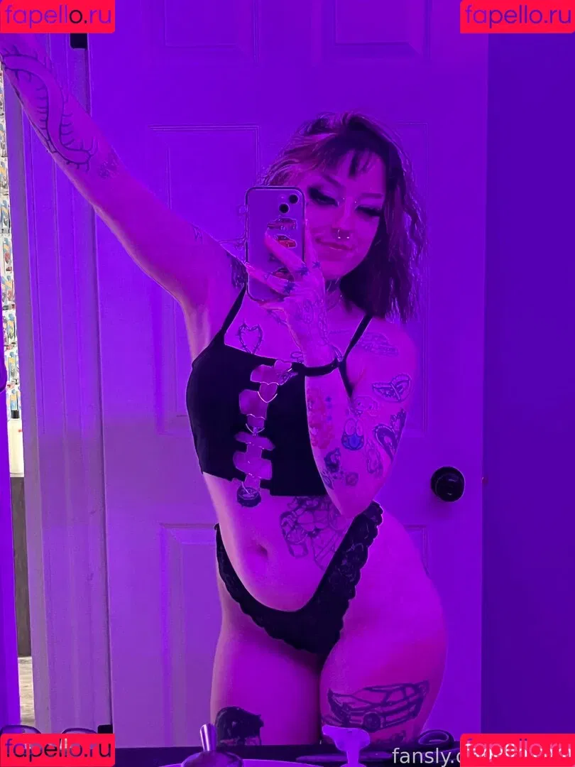 f_urbee Onlyfans Photo Gallery 