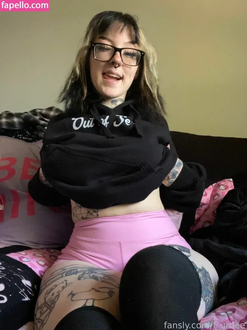 f_urbee Onlyfans Photo Gallery 