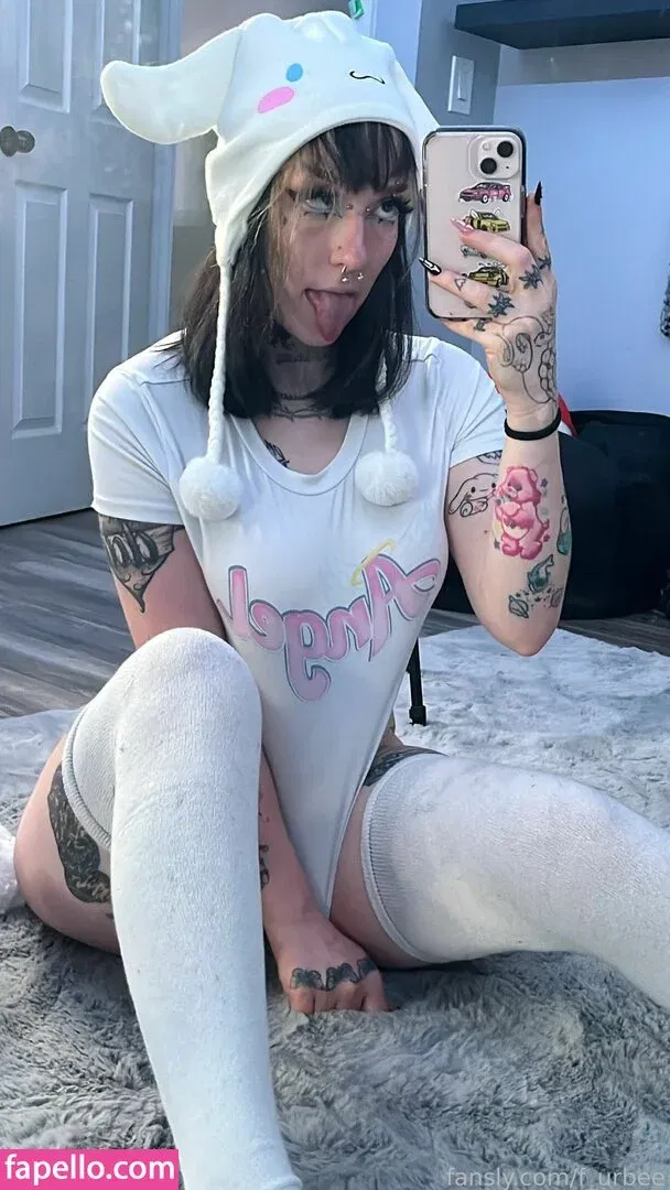 f_urbee Onlyfans Photo Gallery 