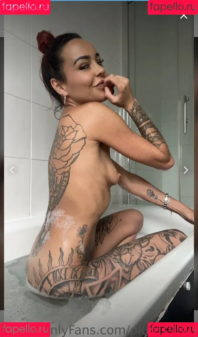 Plum1987 Onlyfans Photo Gallery 