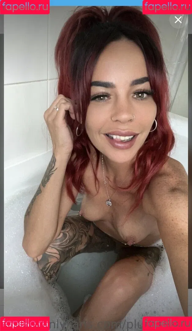 Plum1987 Onlyfans Photo Gallery 