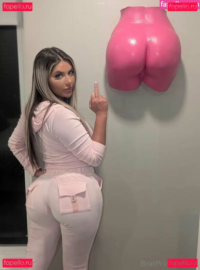 bratprincessava Onlyfans Photo Gallery 