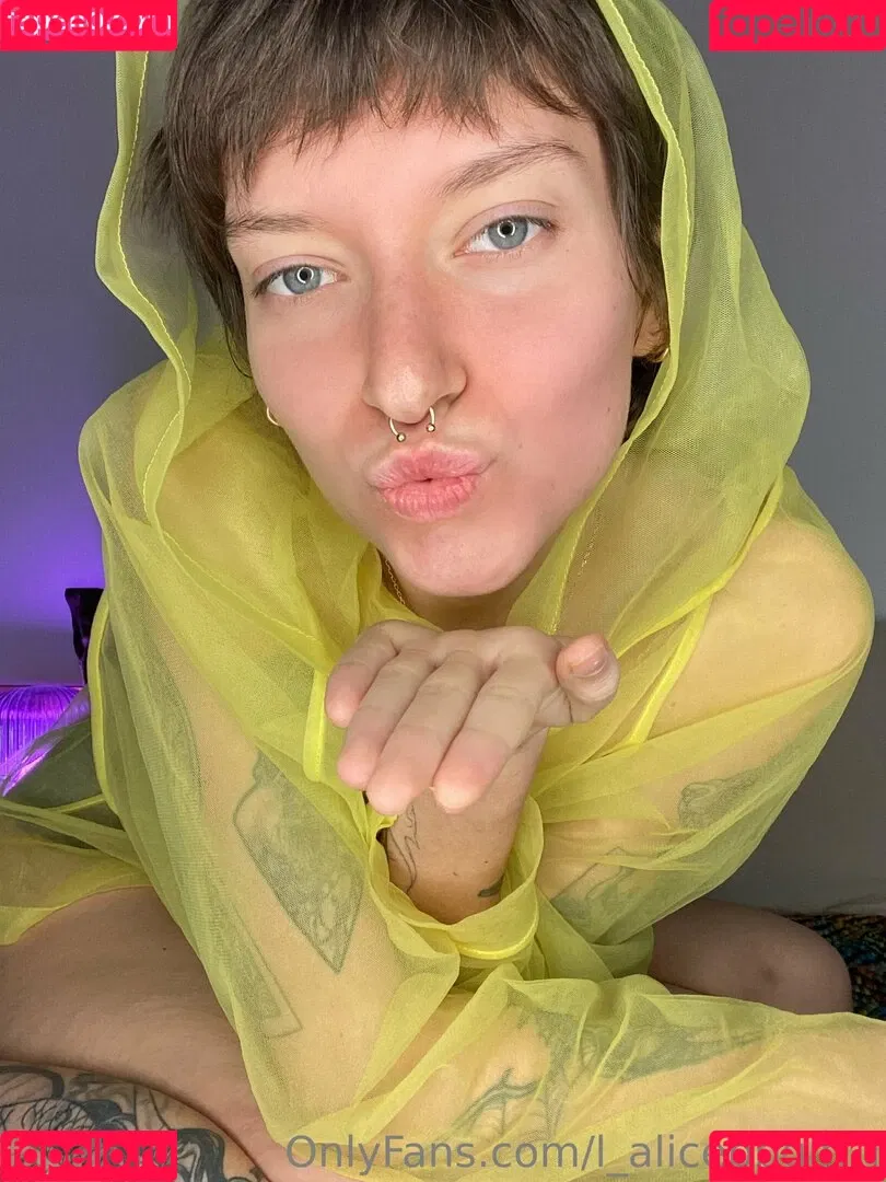 l_alicebbgirl_l Onlyfans Photo Gallery 